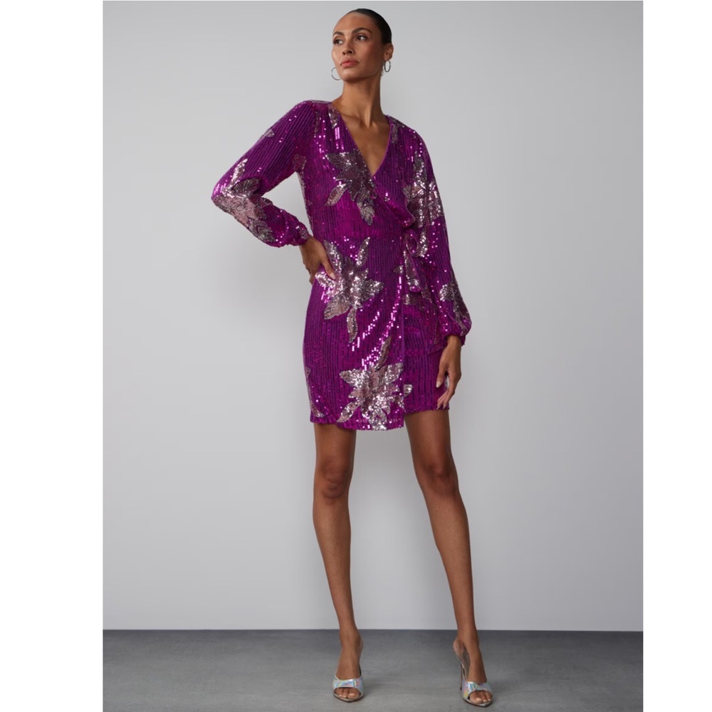 New York & company long sleeve sequin wrap dress size small